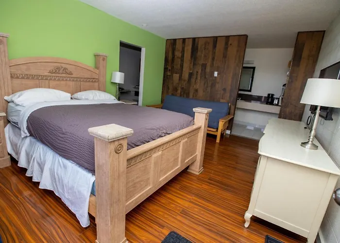 Camrose Motel